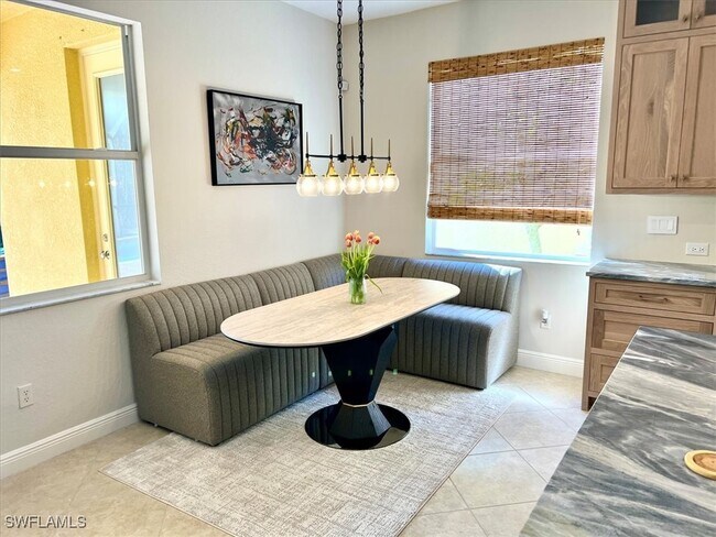 7703 Martino Cir in Naples, FL - Building Photo - Building Photo