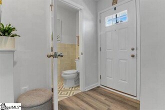 34 Tidworth Dr in Greer, SC - Foto de edificio - Building Photo