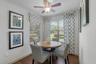 The Terraces at Lake Mary in Lake Mary, FL - Foto de edificio - Building Photo