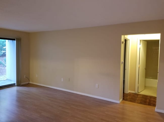 4 Shrewsbury Green Dr in Shrewsbury, MA - Building Photo - Building Photo