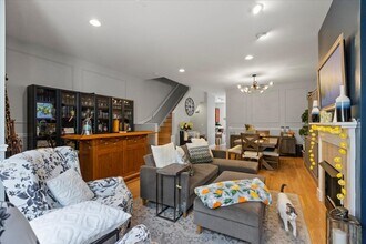 849 W Ohio St in Chicago, IL - Building Photo - Building Photo