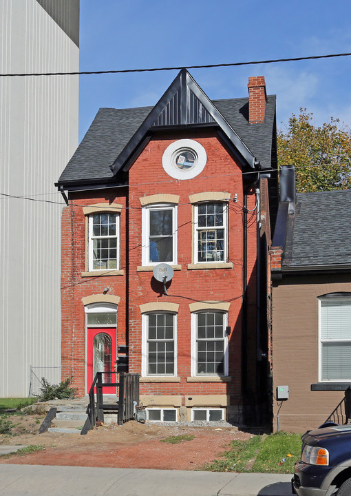 132 Market St in Hamilton, ON - Building Photo