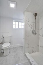 1904 SW 28th St in Fort Lauderdale, FL - Building Photo - Building Photo