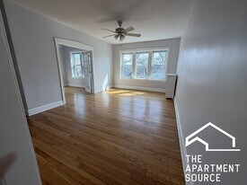3902 W Argyle St, Unit 3A in Chicago, IL - Building Photo