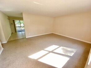 2271 Granada Dr in South Daytona, FL - Building Photo - Building Photo