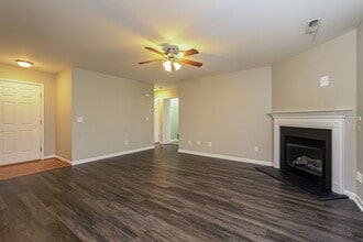 3300 Trenchard Ln in Winston-Salem, NC - Building Photo - Building Photo