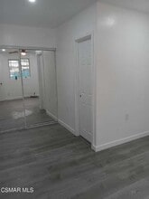 2023 W 77th St in Los Angeles, CA - Building Photo - Building Photo