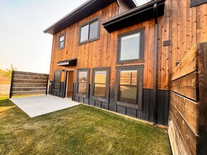 739 Stone Peak Loop in Driggs, ID - Building Photo - Building Photo