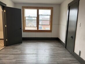 100 W King St in Franklin, IN - Building Photo - Building Photo