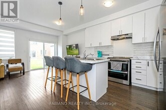 36 Autumn Dr in Wasaga Beach, ON - Building Photo - Building Photo