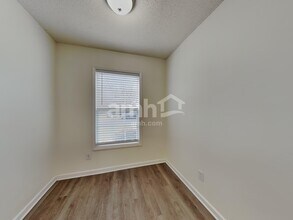 105 Bristol View Cir in Winston-Salem, NC - Building Photo - Building Photo