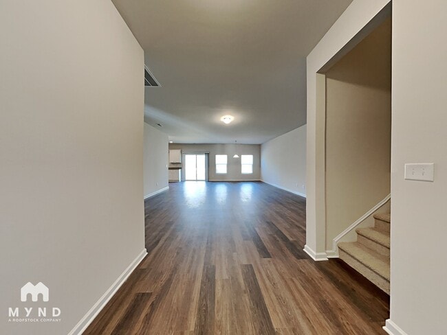 7220 Static Wy in Sherrills Ford, NC - Foto de edificio - Building Photo