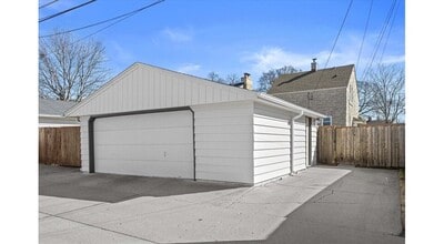 3223 S 25th St in Milwaukee, WI - Building Photo - Building Photo
