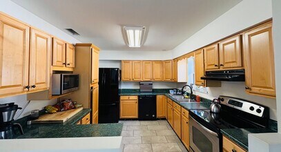 131 SE Lucero Dr in Port St. Lucie, FL - Building Photo - Building Photo