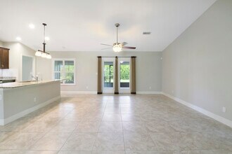 242 SW S Quick Cir in Port St. Lucie, FL - Building Photo - Building Photo