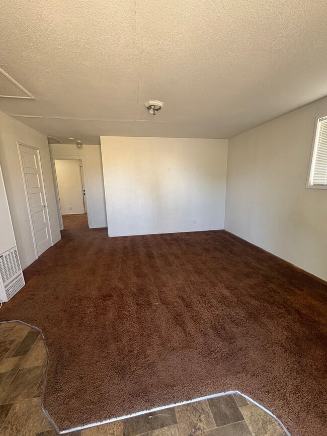 3130 Windy Way in Winnemucca, NV - Building Photo - Building Photo