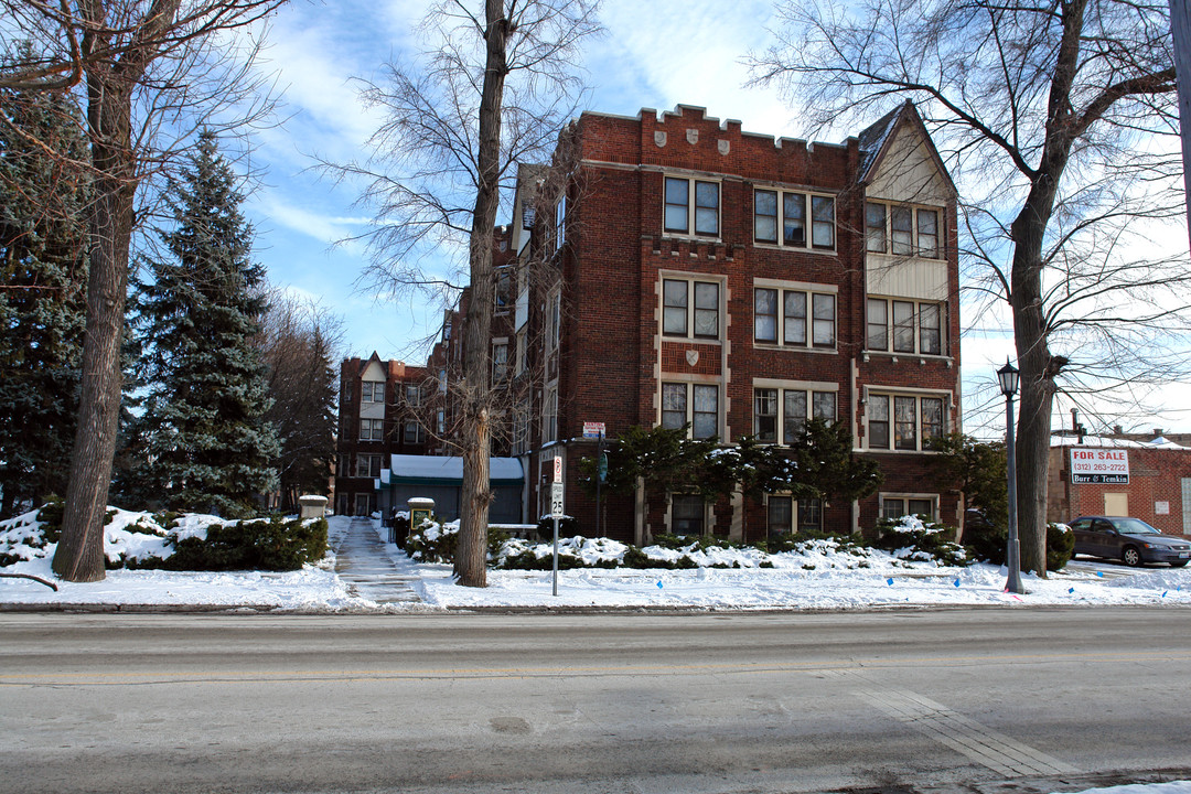 Villa Grange in La Grange, IL - Foto de edificio