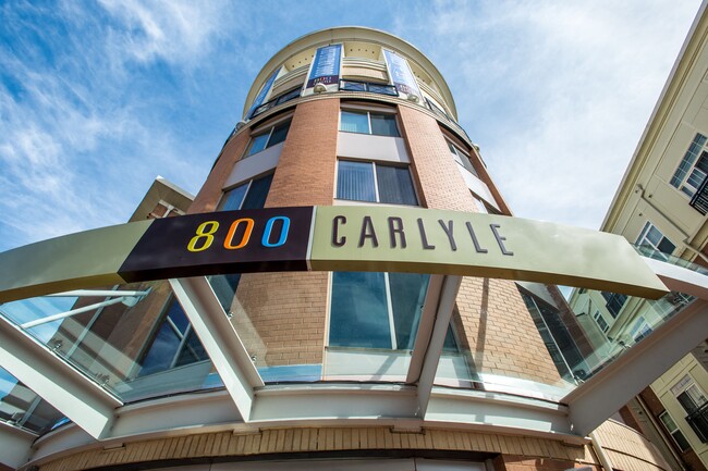 800 Carlyle in Alexandria, VA - Foto de edificio - Building Photo