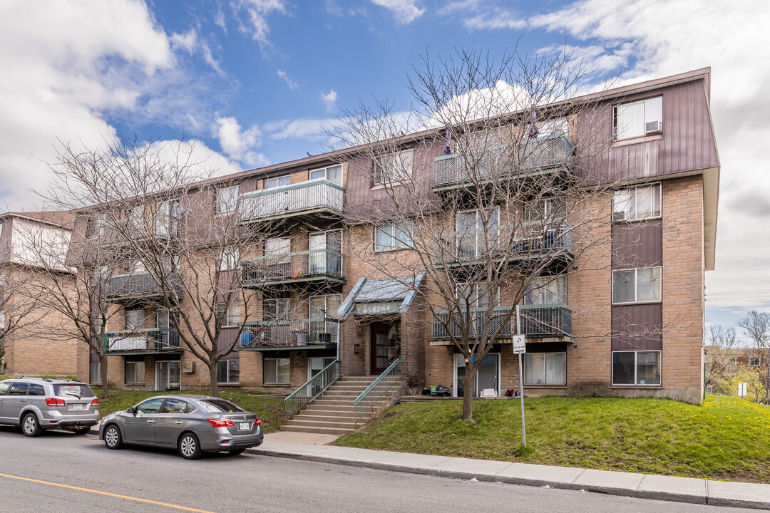 1530 Roy in Montréal, QC - Building Photo