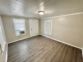 1536 Brookins St in Memphis, TN - Building Photo - Building Photo