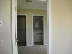 10234 S Sandstone Dr in Miracle Valley, AZ - Building Photo - Building Photo