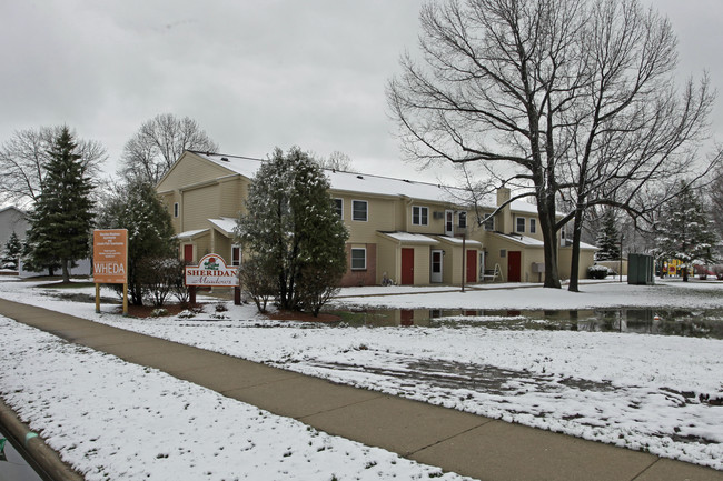 Sheridan Meadows in Kenosha, WI - Building Photo - Building Photo