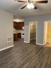 812 Bradley St in Clarksville, TN - Building Photo - Building Photo