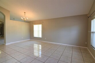 2086 Carpathian Dr in Apopka, FL - Building Photo - Building Photo