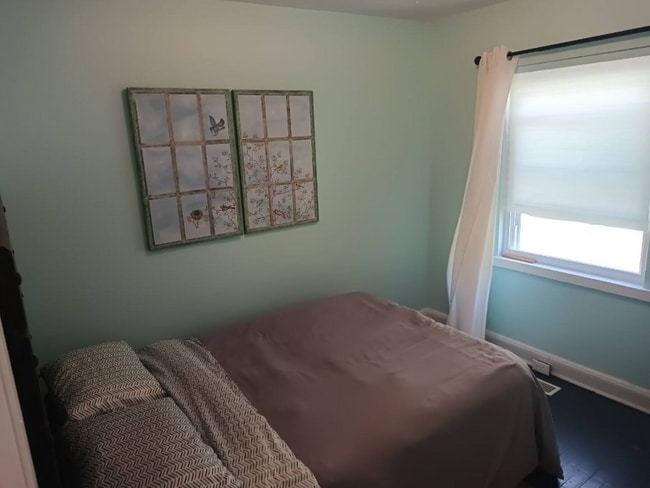 property at 305 Maywood Ave W