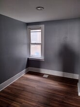 930 Lenox Ave in Utica, NY - Foto de edificio - Building Photo