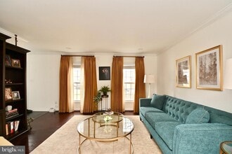 6431 Forest Rd in Cheverly, MD - Foto de edificio - Building Photo