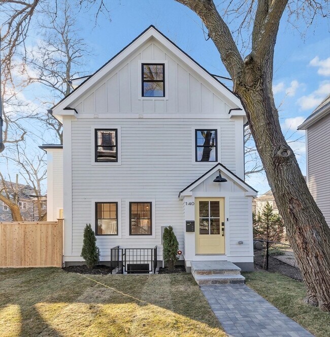 140 Rindge Ave, Unit 140