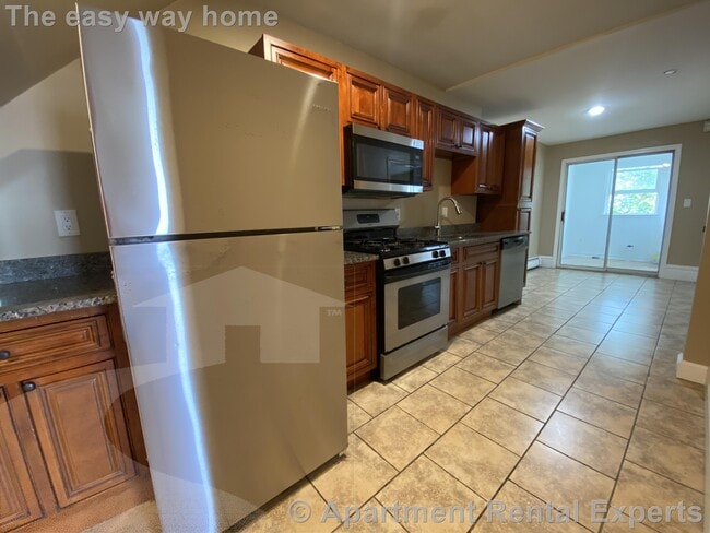 property at 91 Glen St