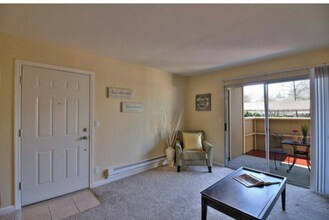 37258 Spruce Terrace in Fremont, CA - Building Photo - Building Photo