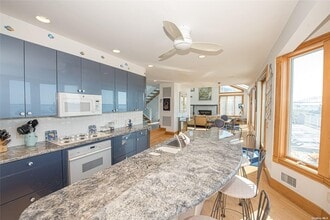 78 Hawser Dr in Babylon, NY - Building Photo - Building Photo