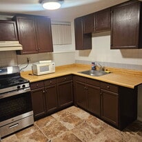 2649 91st St, Unit Basement apartment in East Elmhurst, NY - Building Photo