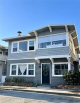 419 E Bay Ave in Newport Beach, CA - Building Photo