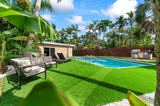 2708 Cleveland St in Hollywood, FL - Building Photo - Building Photo