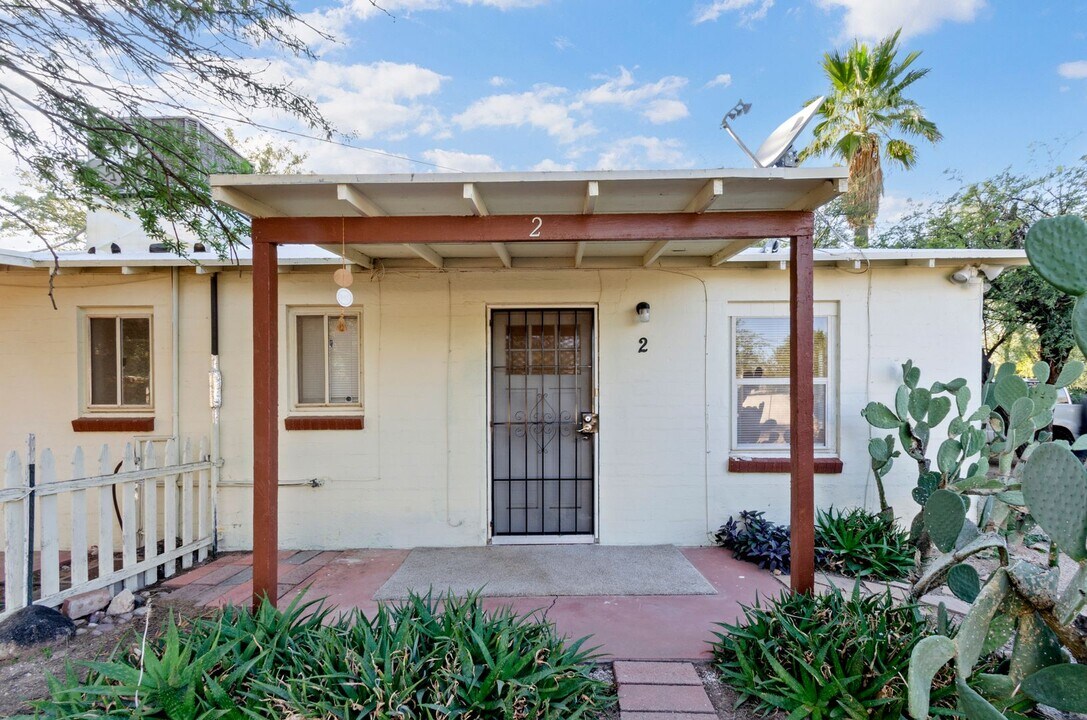 3715 E Glenn St in Tucson, AZ - Building Photo