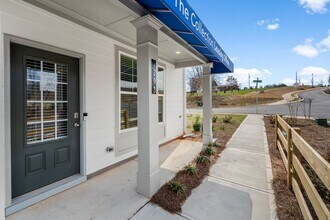 7430 Eaveswell Street in Flowery Branch, GA - Building Photo - Building Photo