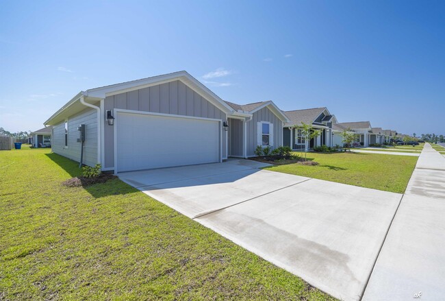 282 Boggy Creek Way in Callaway, FL - Building Photo - Building Photo