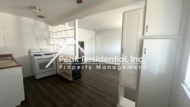 2437 Ethan Wy in Sacramento, CA - Building Photo - Building Photo