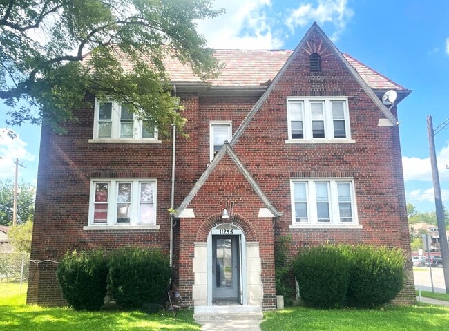 property at 11255 Charlemagne Ave