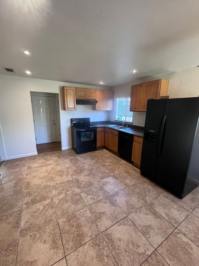 5333 North Pkwy in Sacramento, CA - Building Photo - Building Photo