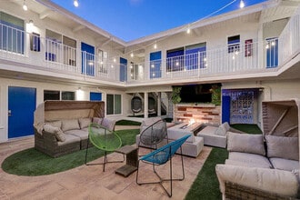 60 15th St. in Hermosa Beach, CA - Building Photo - Building Photo