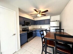 7504 Triwoods Dr in St. Louis, MO - Building Photo - Building Photo