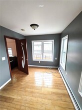 930 E 98th St in Brooklyn, NY - Building Photo - Building Photo