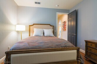 7703 Martino Cir in Naples, FL - Building Photo - Building Photo