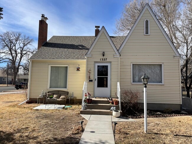 1327 10th Ave in Greeley, CO - Building Photo - Building Photo