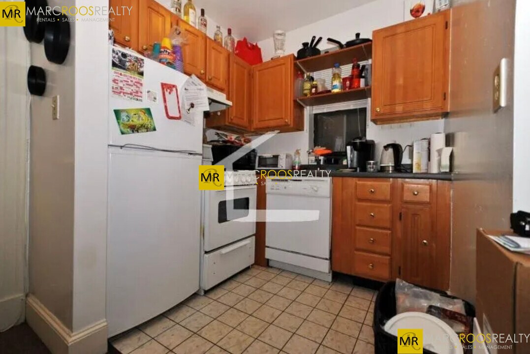 867 Beacon St, Unit 5B in Boston, MA - Building Photo